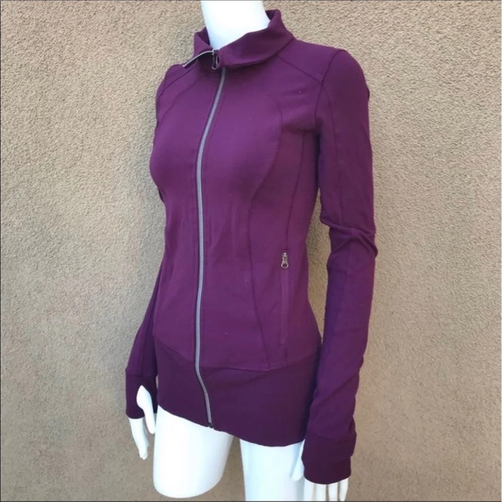 Lululemon - Picture 2 of 7